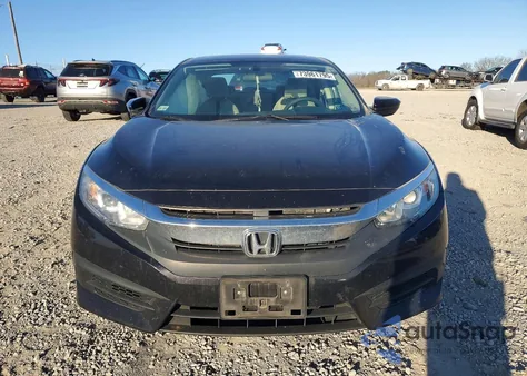 2018 Honda Civic Ex z USA, uszkodzony, nr VIN 19XFC2F79JE207965